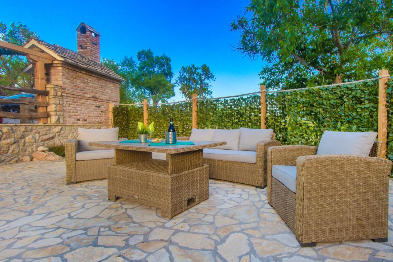 Luxury House Ivan With 4 Bedrooms Divojevici Екстериор снимка